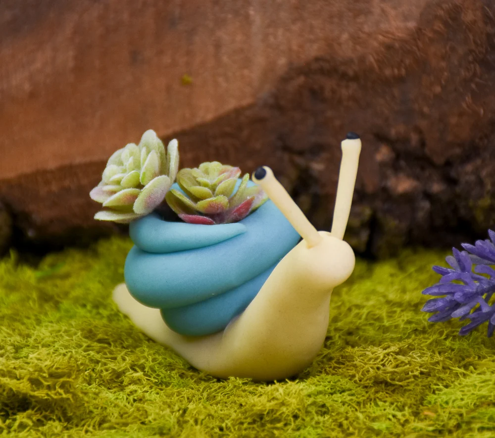 Glow in the Dark Sculpey® Glow Snail Air Plant Holder