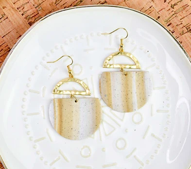 Sculpey Soufflé™ Faux Granite Striped Earrings