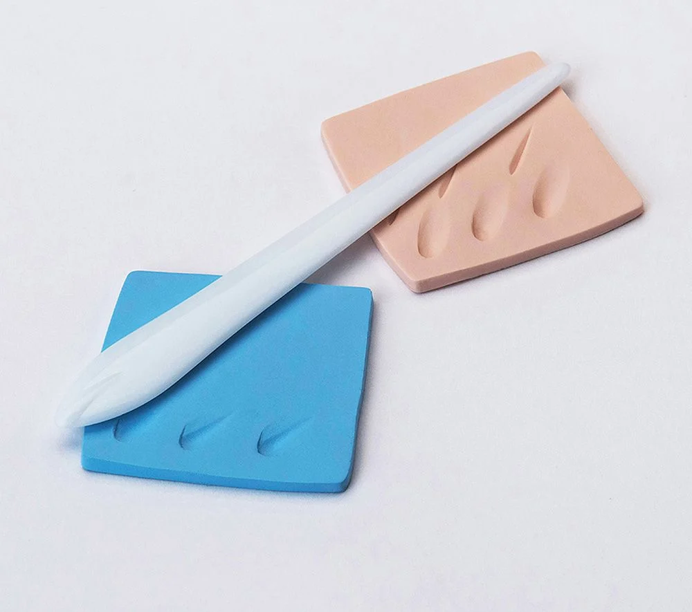 Set of 12 White Modeling Tools - Image 9
